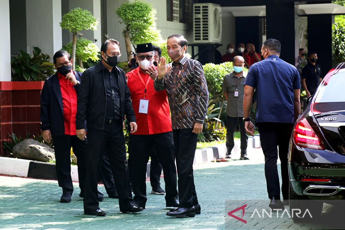 Presiden Jokowi hadiri Rakernas PDIP