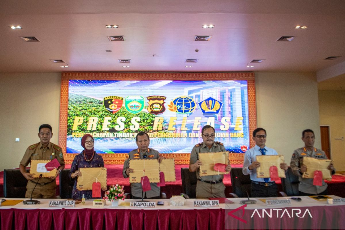 Mantan calon Wali Kota Palembang jadi tersangka pencucian uang