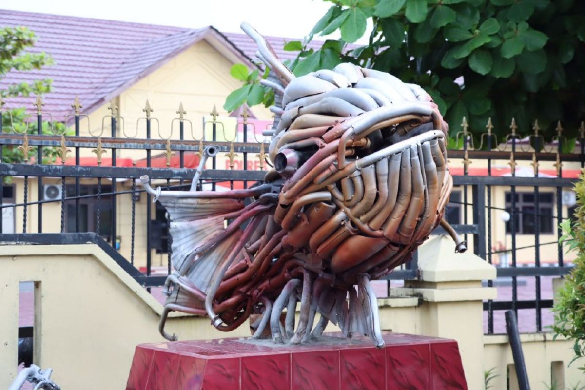 Polres Tanjungbalai ubah knalpot blong hasil sitaan jadi karya seni