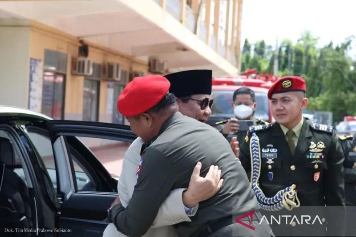 Prabowo kunjungi Markas Kopassus Kamboja, temui prajurit anak didiknya