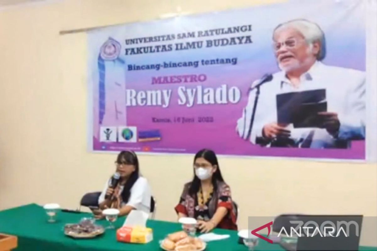 Bincang-bincang Maestro Remy Sylado di Kampus Ungu FIB Unsrat