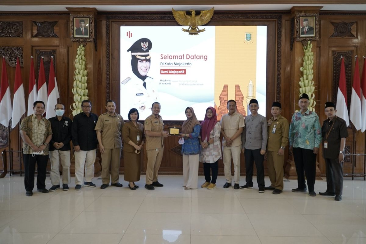 Pemkot Mojokerto jadi lokasi studi tiru DPRD Gresik