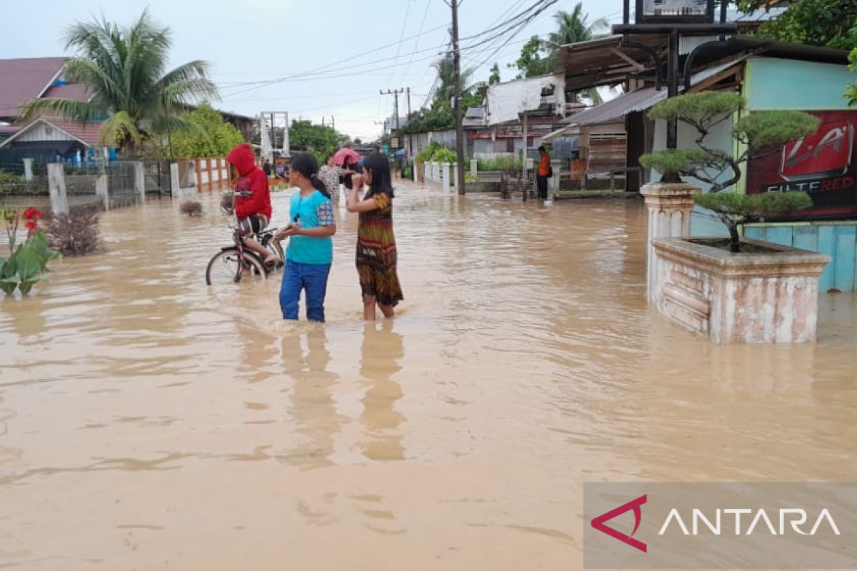 BMKG: Waspada banjir dan karhutla saat musim kemarau basah