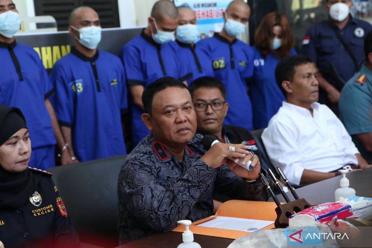 BNNP NTB ungkap kasus 1.000 butir ekstasi dan 780,71 gram sabu-sabu