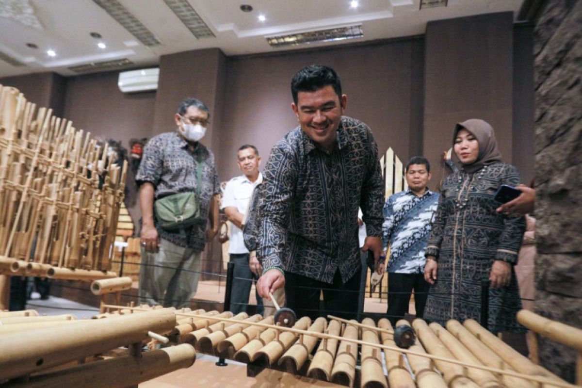 Yuk ke museum Aceh, ada pameran Alat Musik Tradisional Nusantara