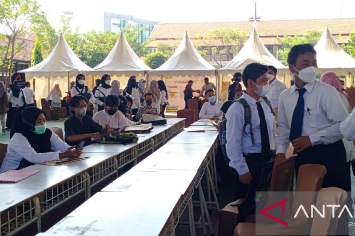 SMKN 1 Surabaya gelar Job Fair 2022 libatkan 26 IDUKA