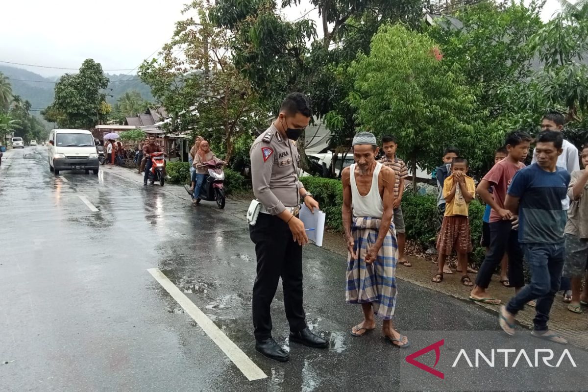 Pengendara sepeda motor di Agam meninggal usai kecelakaan