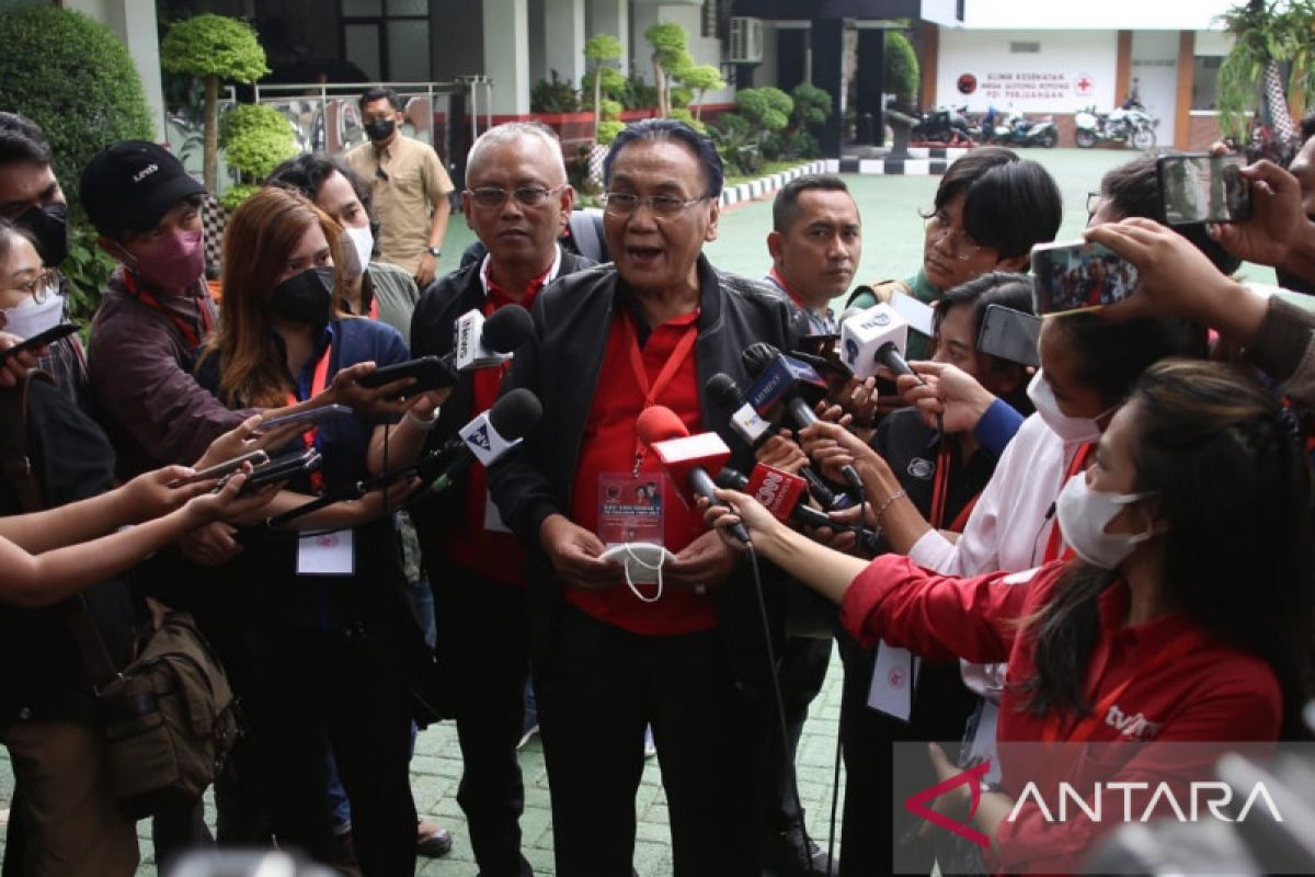 Bambang Pacul: Tak ada pembahasan capres-cawapres di Rakernas PDIP