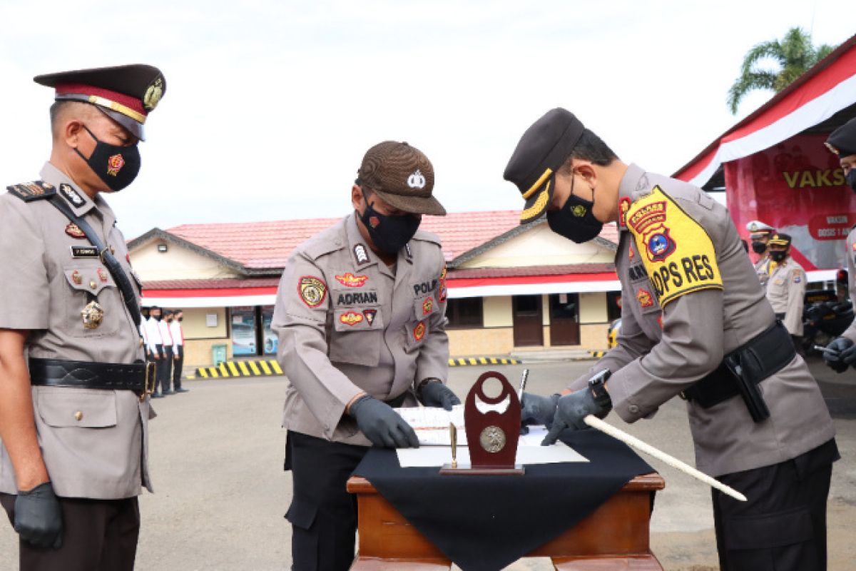 Kapolres Tabalong: mutasi agar kinerja lebih baik