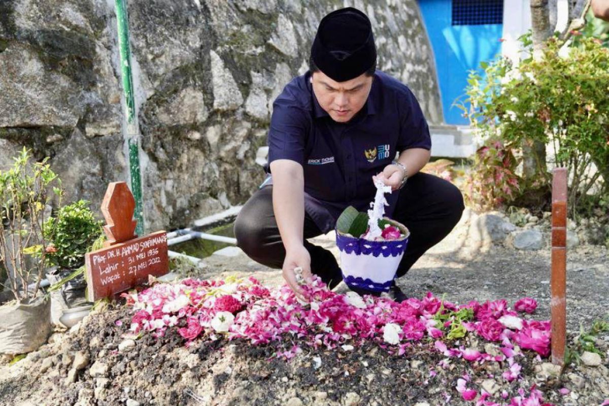 Menteri BUMN berziarah ke makam Buya Syafii Maarif