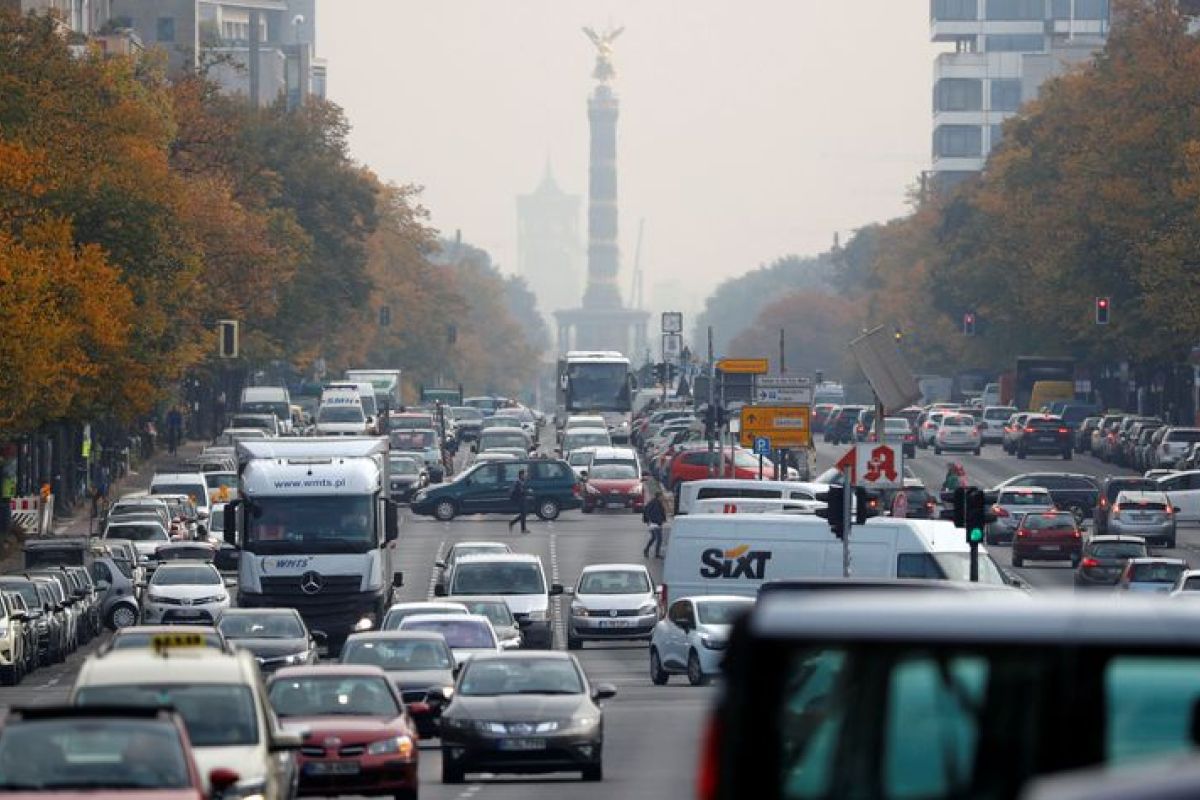 Jerman tolak larangan  mobil berbahan bakar fosil