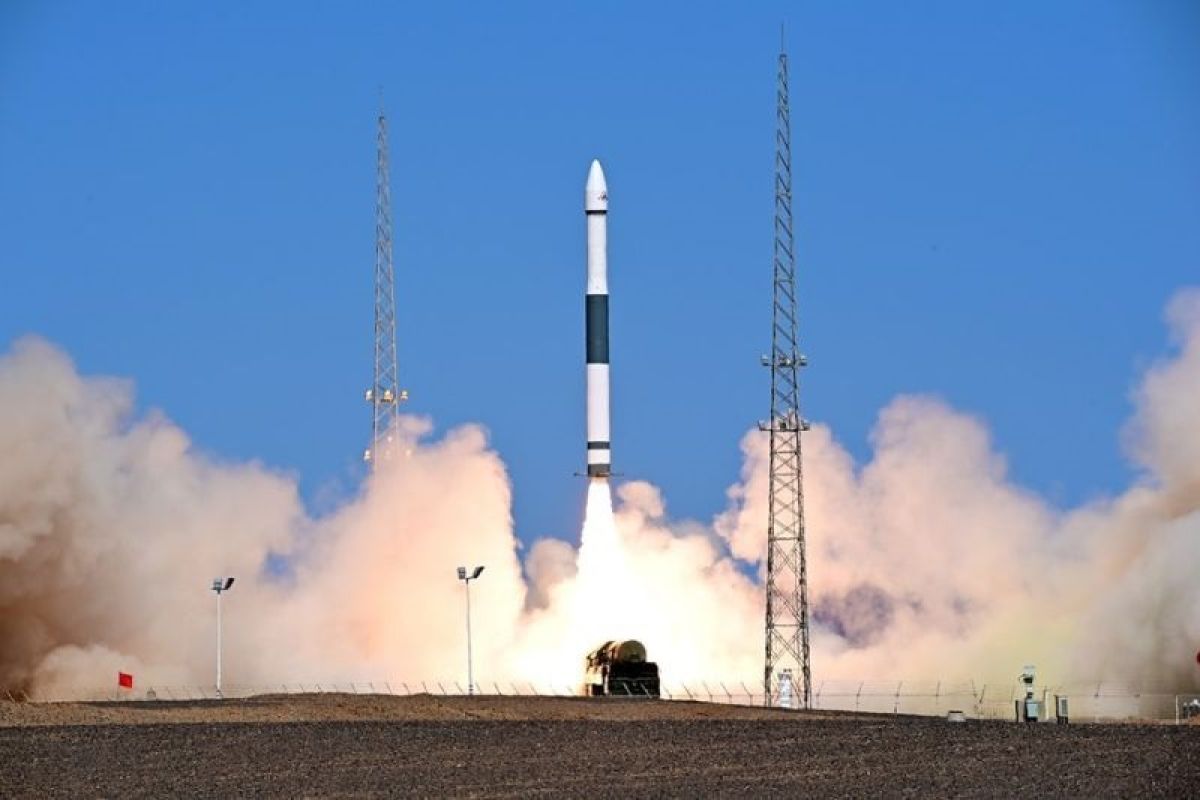China dikanbarkan luncurkan satelit uji baru ke luar angkasa
