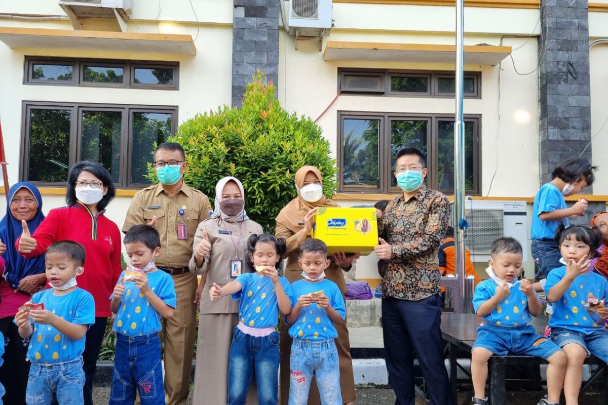 Meriahkan HUT Jakarta, Yili Indonesia gratiskan ribuan es krim