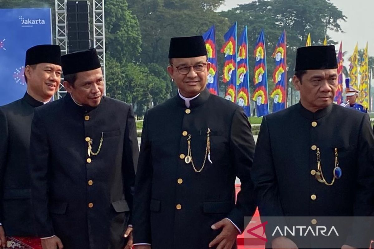 Anies pamerkan revitalisasi Plaza Selatan Monas