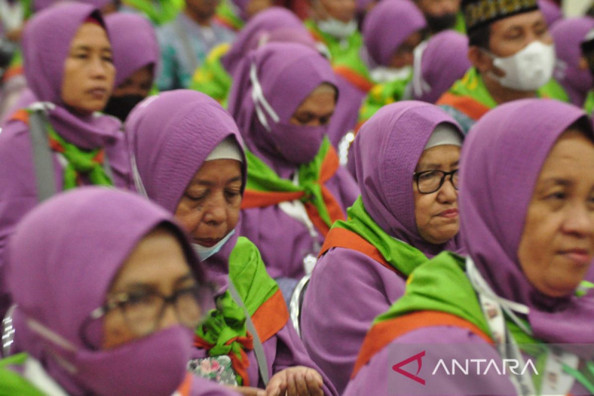 Gubernur ingatkan JCH Sulteng jaga silaturahim di Tanah Suci