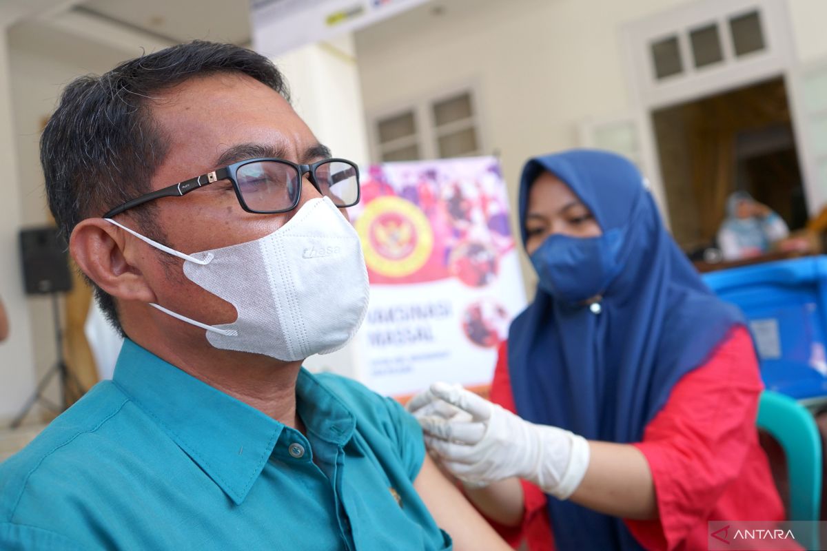 Polda Gorontalo gelar vaksinasi massal dalam rangka HUT ke-77 RI