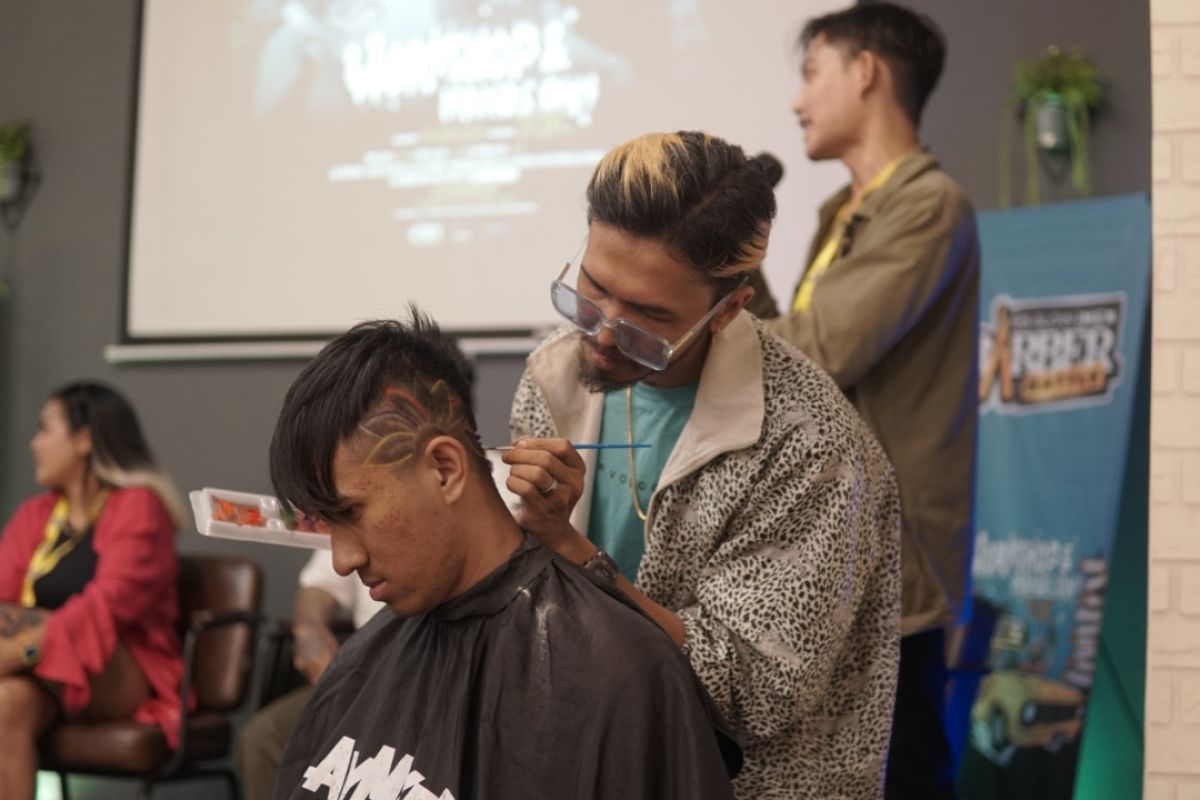 MS GLOW For MEN cari pemangkas rambut terbaik