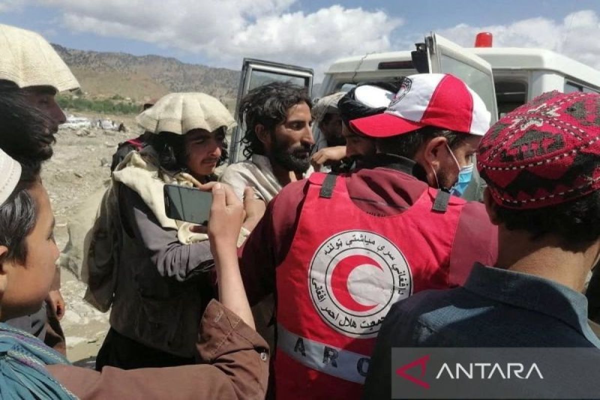 PMI coordinates with Red Crescent to help Afghan quake victims