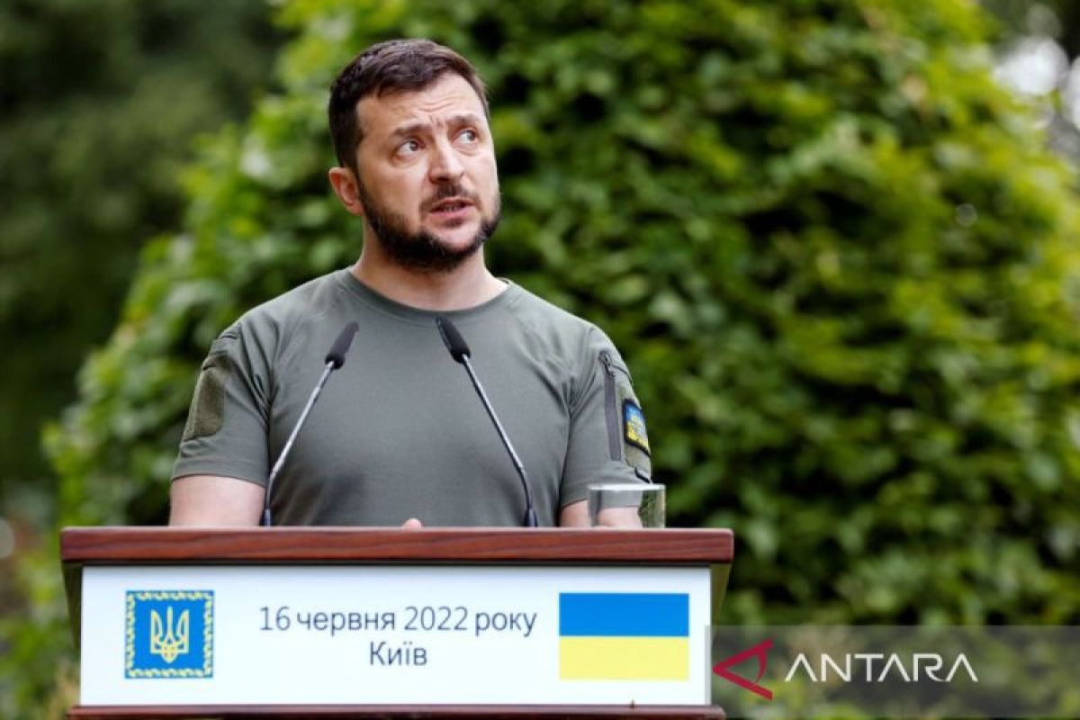 Zelenskyy desak sekutu Ukraina segera kirim senjata berat