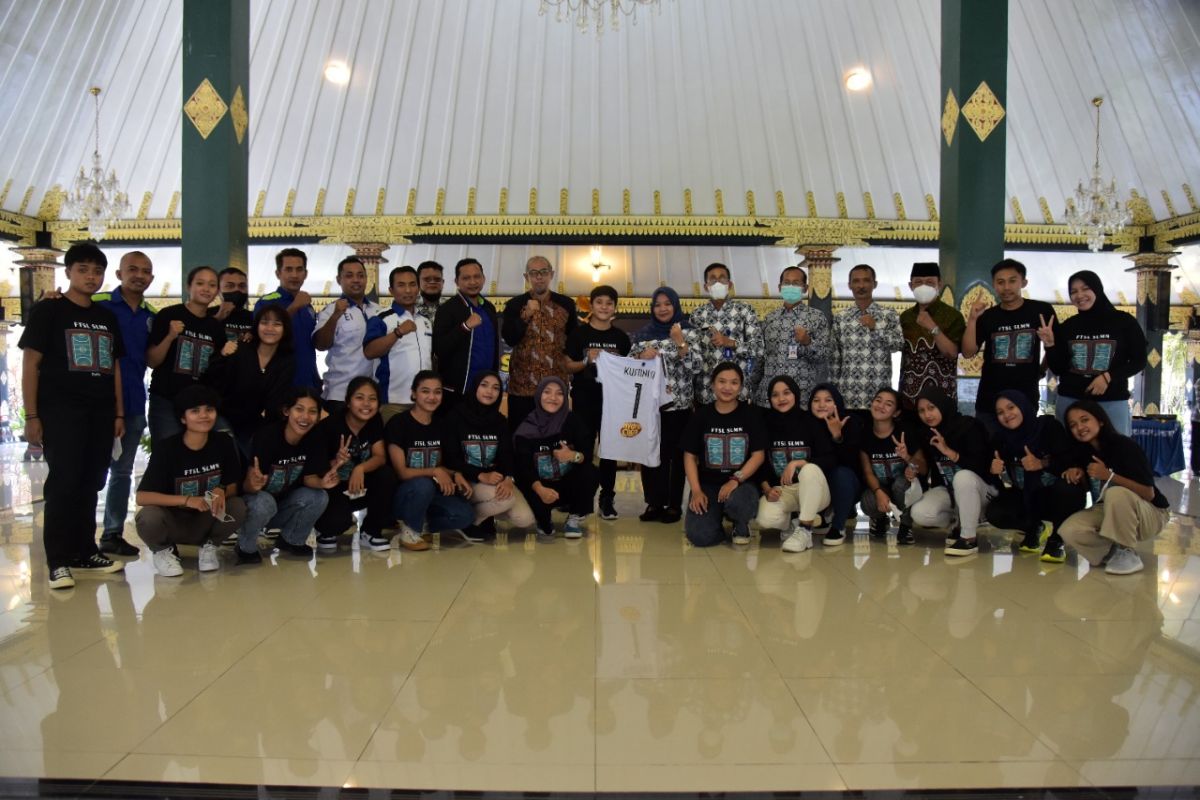 Bupati meminta Sleman United Putri percaya diri di Liga Futsal Nusantara