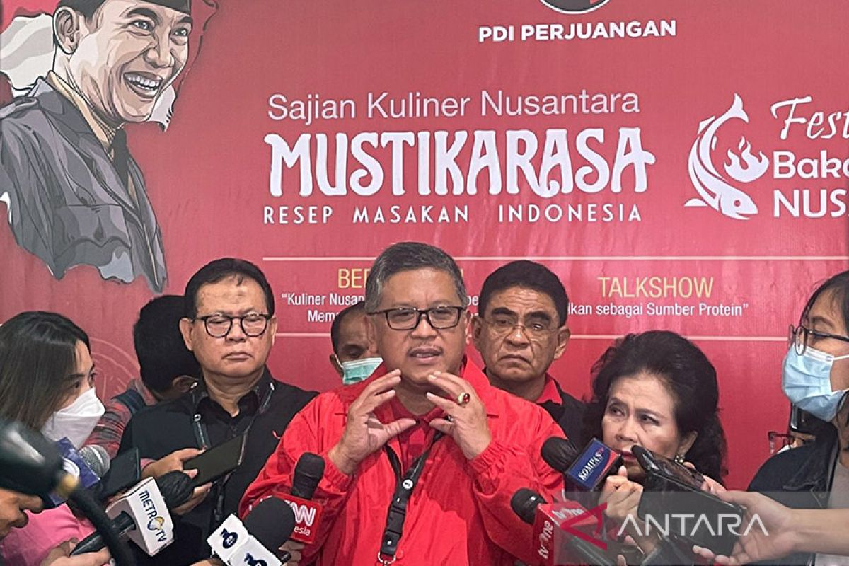 Sekjen PDIP bantah ada pertemuan politik Ganjar dan AHY