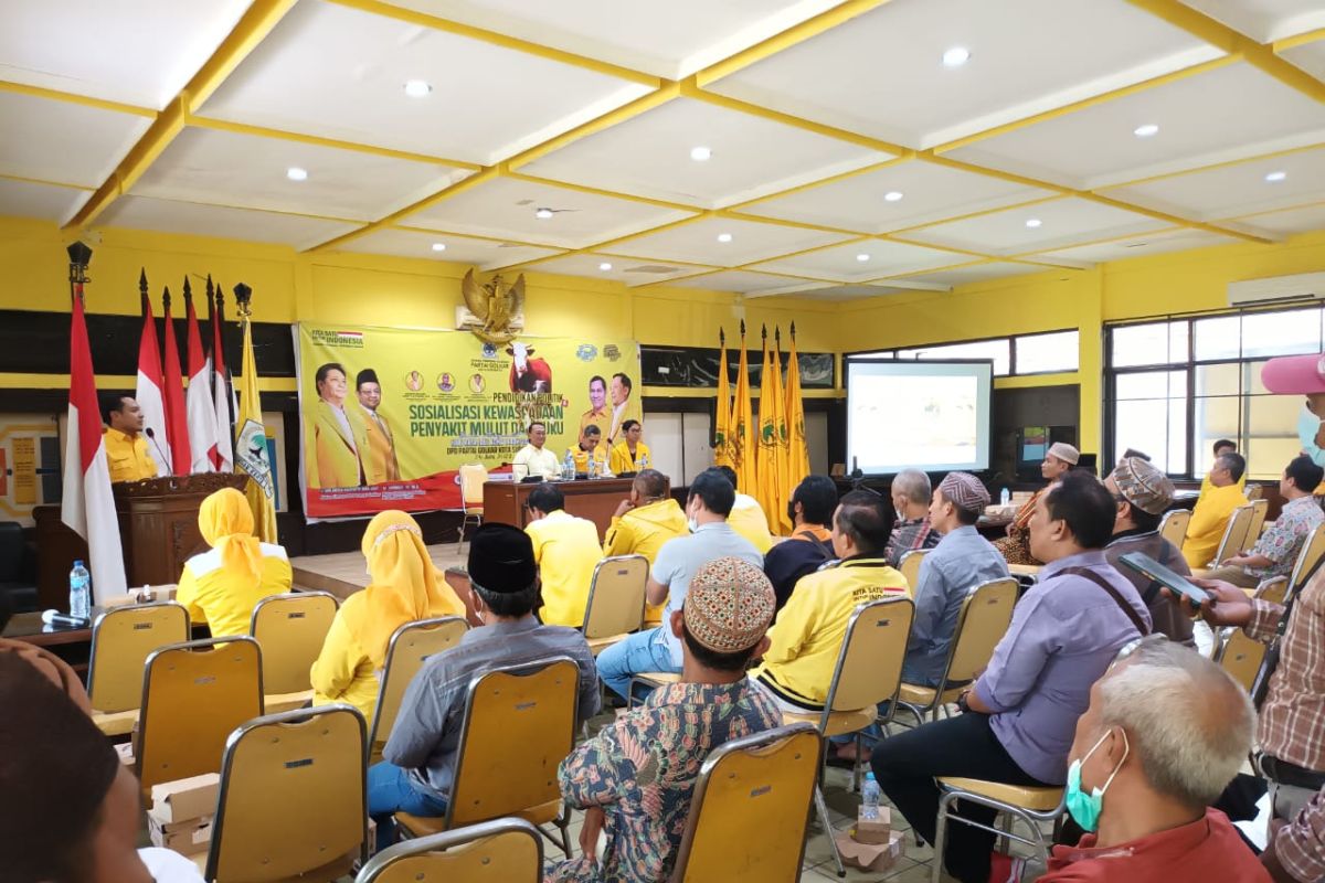 Jelang Idul Adha, Golkar Surabaya gelar sosialisasi kewaspadaan wabah PMK