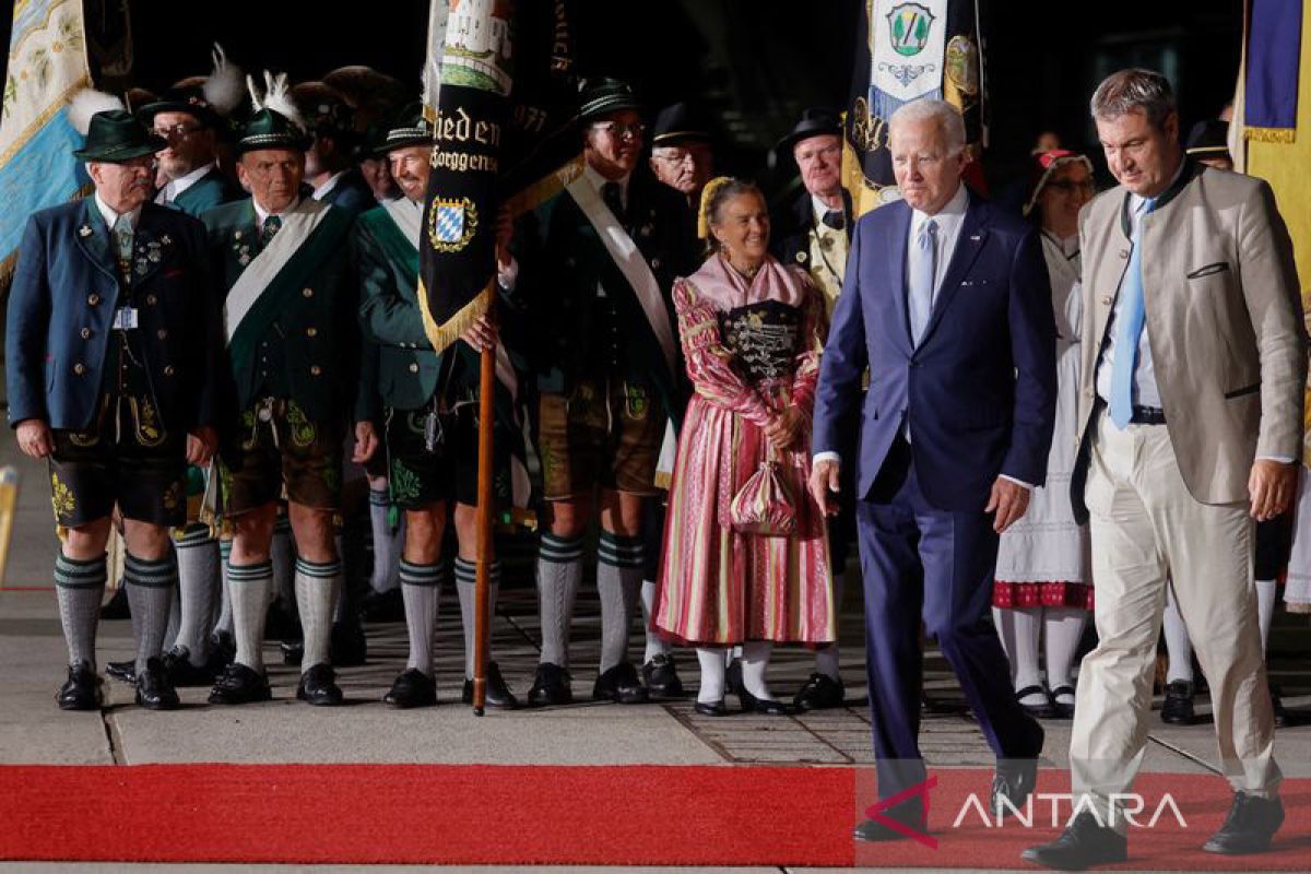 Biden desak pemimpin G7 bersatu menargetkan emas, harga minyak Rusia