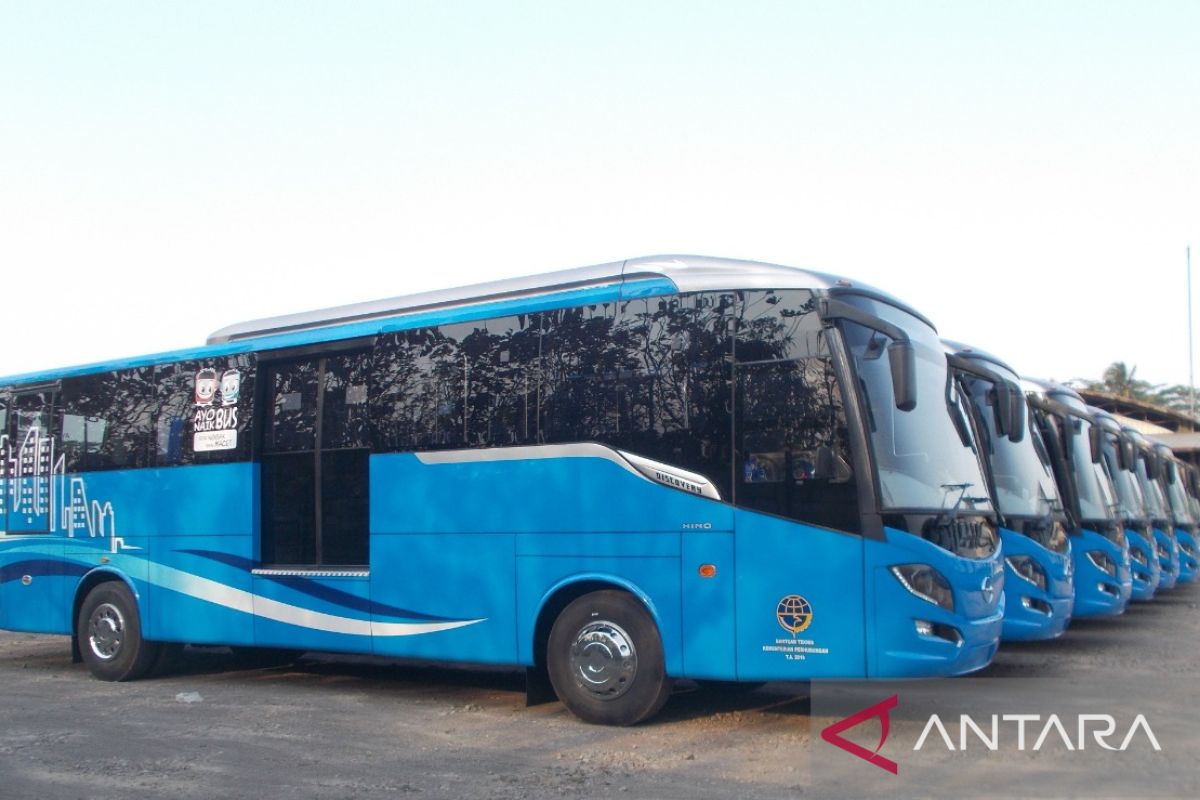 DAMRI buka layanan bus angkutan perkotaan untuk masyarakat Kota Bandung