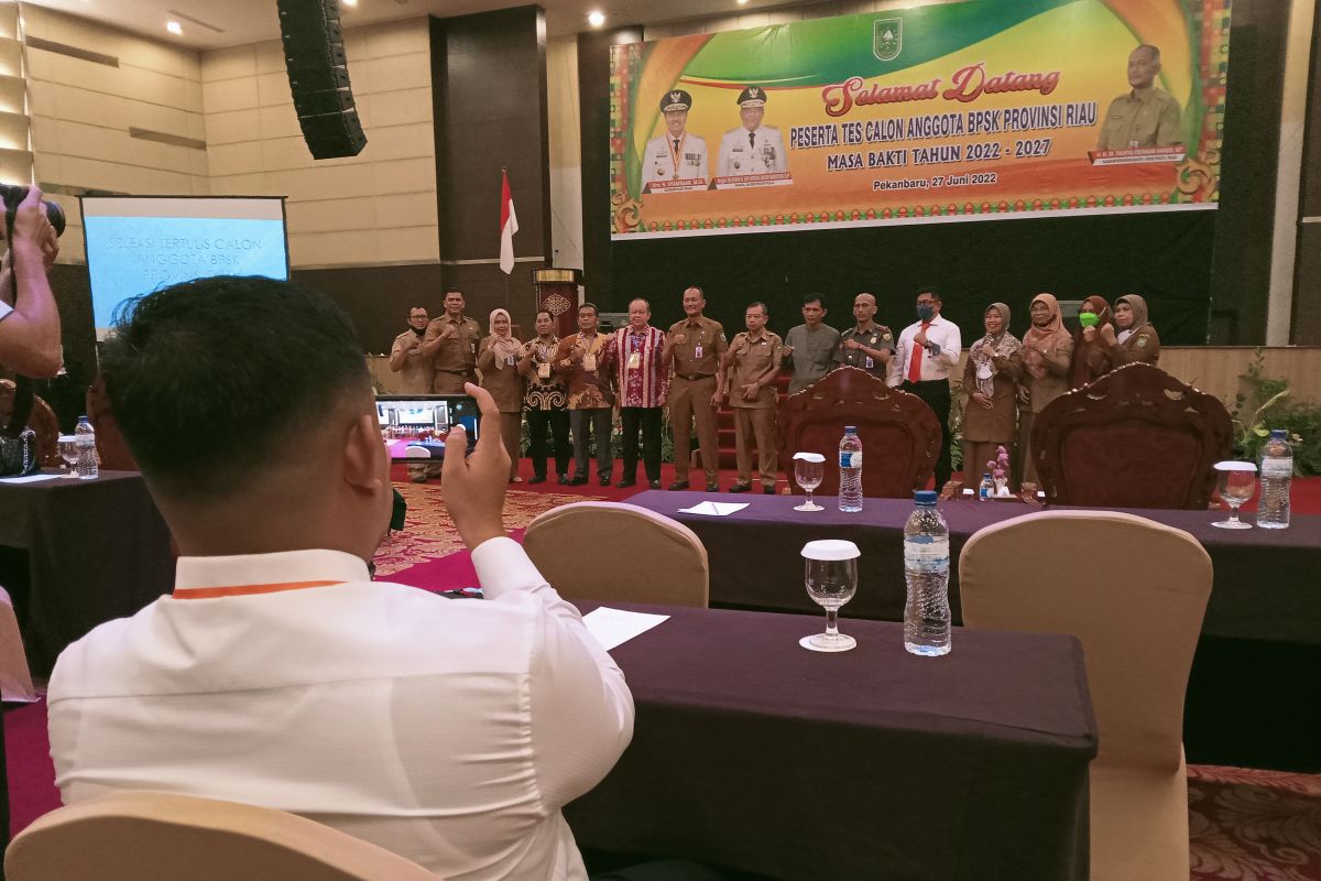 32 calon anggota BPSK Riau ikuti ujian tertulis