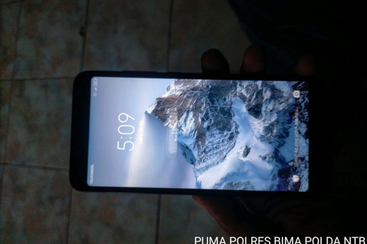 Remaja 16 tahun di Bima nekat curi dua handphone