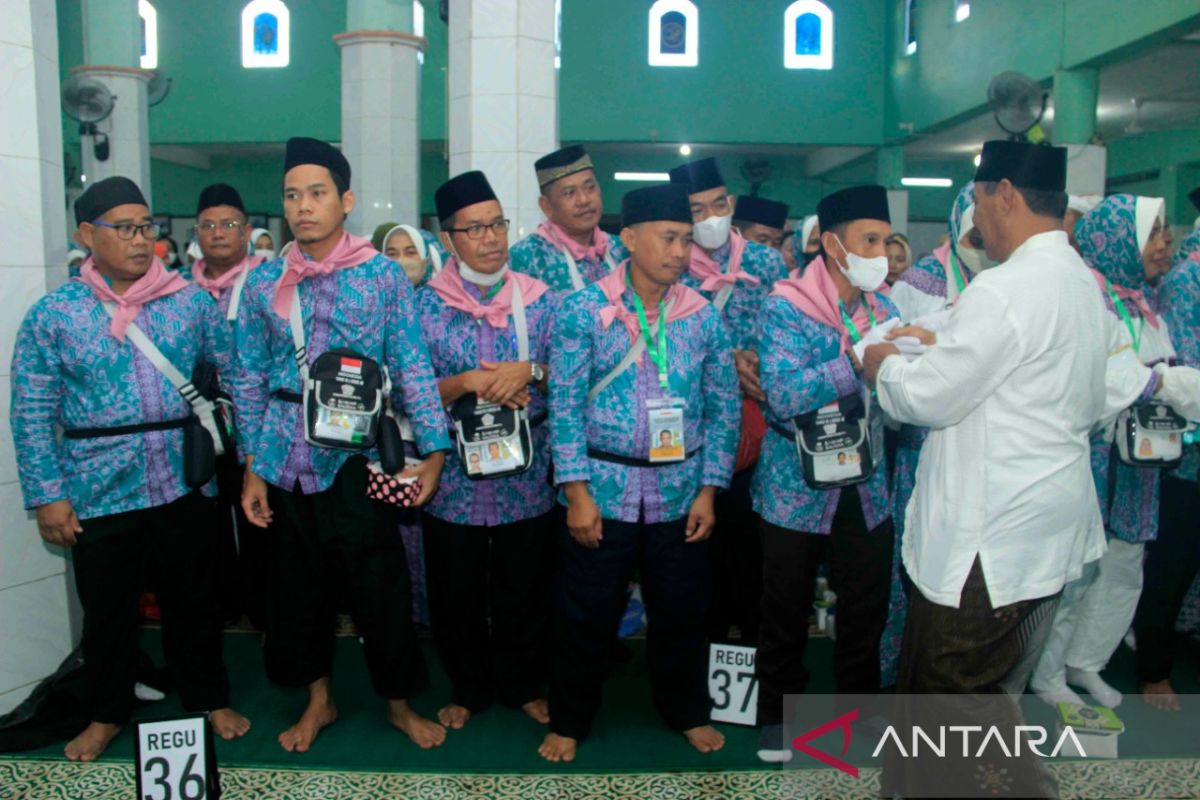 107 calon haji di Belitung dilepas ke Tanah Suci Mekkah