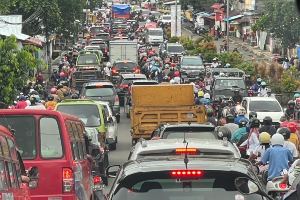 Kapolda Maluku dorong adanya jalur alternatif urai kemacetan di Ambon