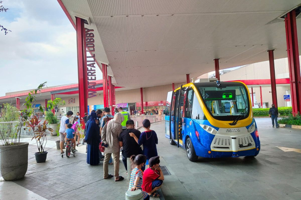 Masyarakat antusias coba kendaraan listrik otonom di QBig BSD City