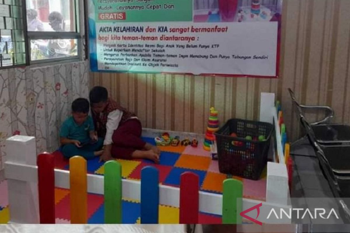 Pessel sediakan fasilitas anak bagi warga yang berurusan ke Disdukcapil