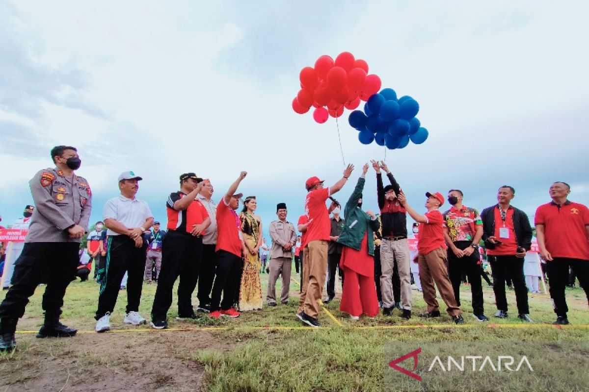 Ratusan atlet dari 23 provinsi bersaing dalam Kejurnas Panahan Senior