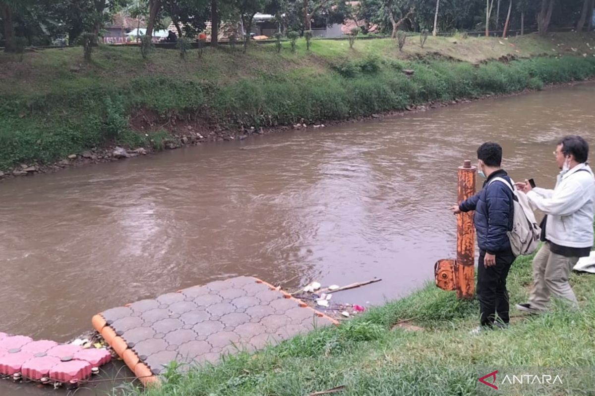 Pembunuh mayat pria dalam karung di Kali Pesanggrahan ditangkap