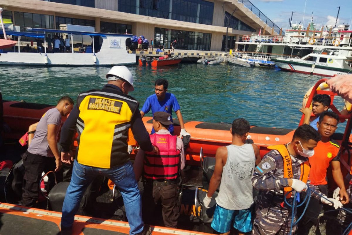 Tim SAR gabungan berhasil evakuasi korban kapal tenggelam Labuan Bajo