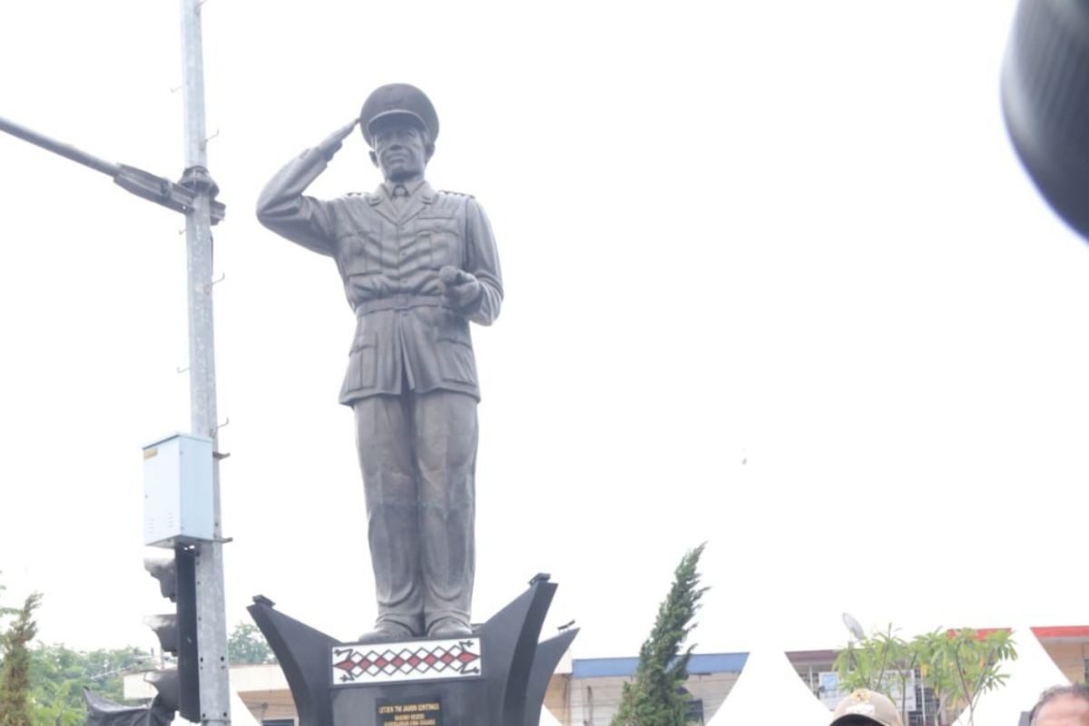 Wali Kota Medan resmikan patung pahlawan nasional Letjen Jamin Ginting