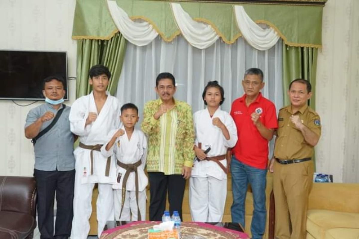 Pj. Wali Kota Tebing Tinggi terima audiensi karateka peserta International Open Karate Championship 2022