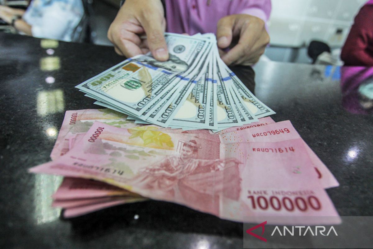 Rupiah menguat didorong turunnya laju inflasi AS