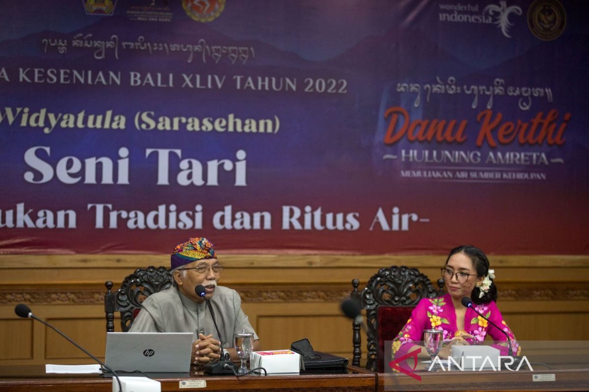 Budayawan: Seni pertunjukan wahana ingatkan pemuliaan terhadap air