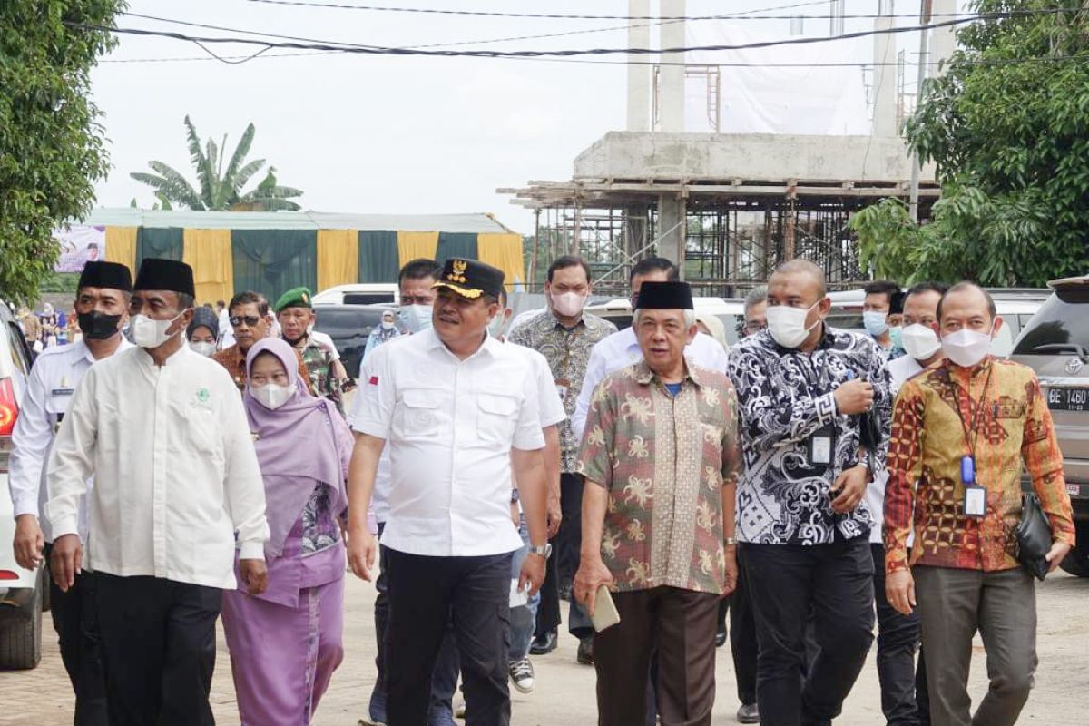 Bupati Lampung Tengah hadiri peresmian gedung Diabestes Center di RS YMC