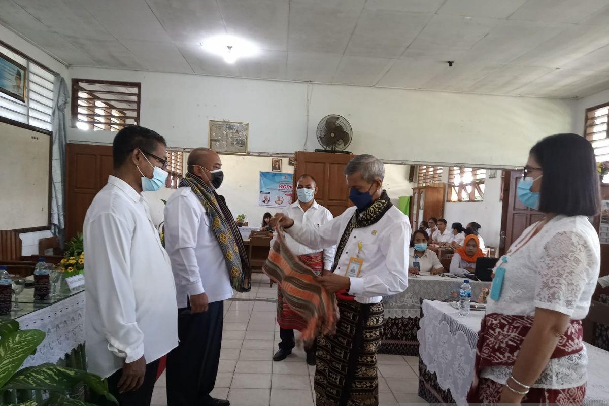 Disdik Kota Kupang dorong guru perbanyak media pembelajaran