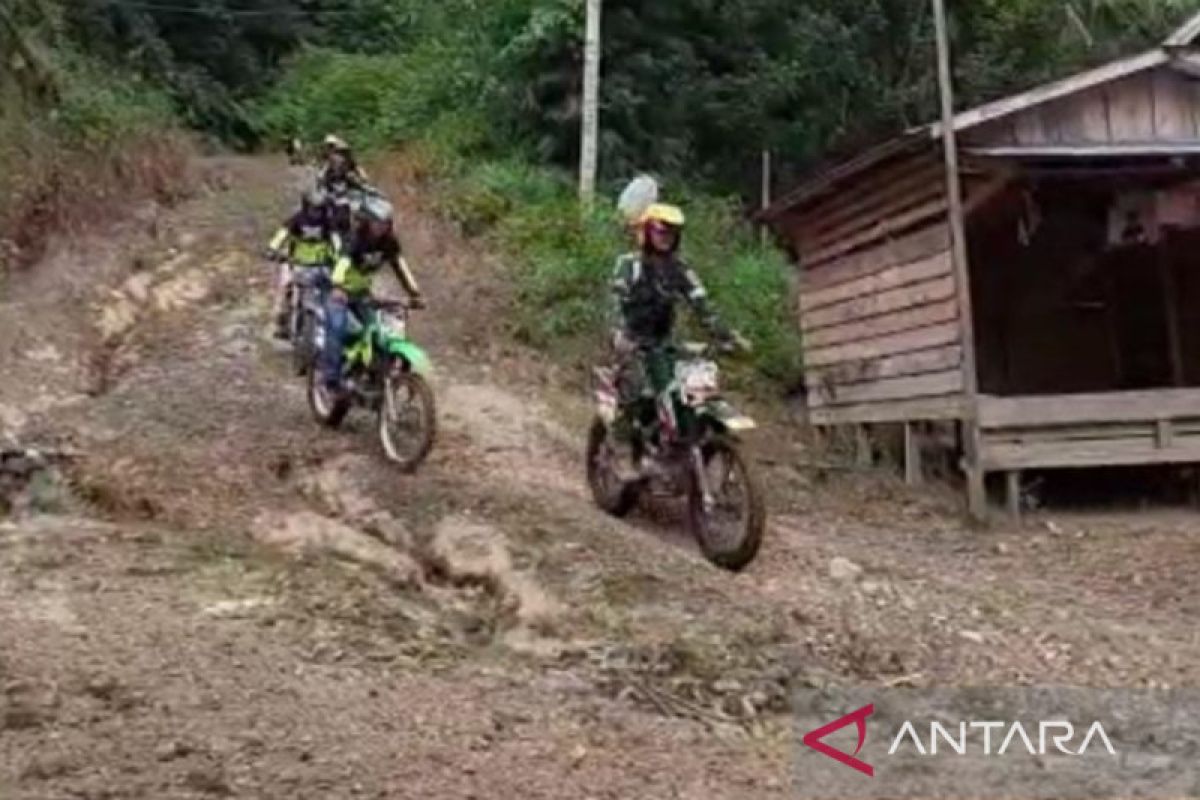 Masyarakat adat di Datar Batung minta perbaikan jalan