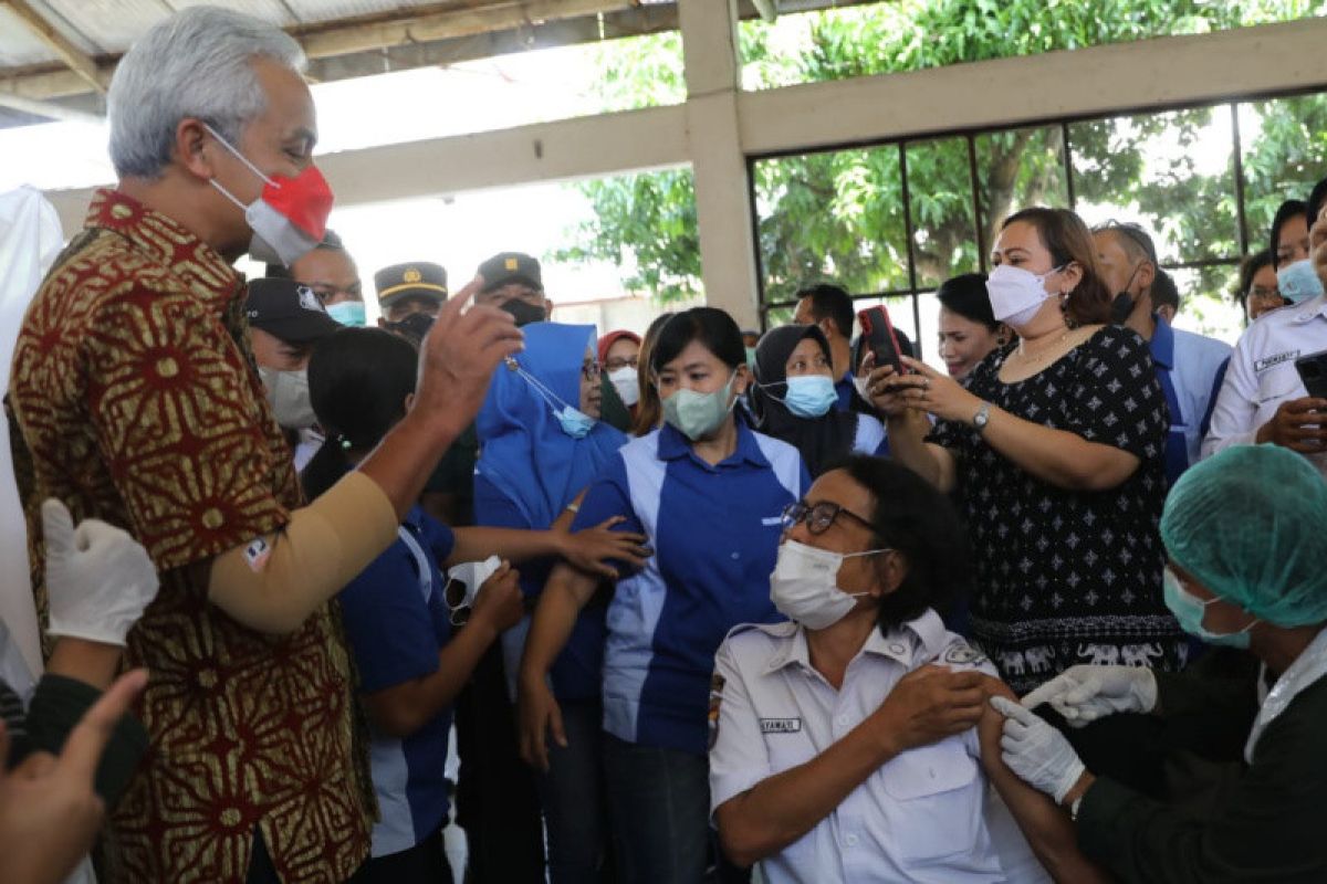 Ganjar genjot vaksin booster di Jateng