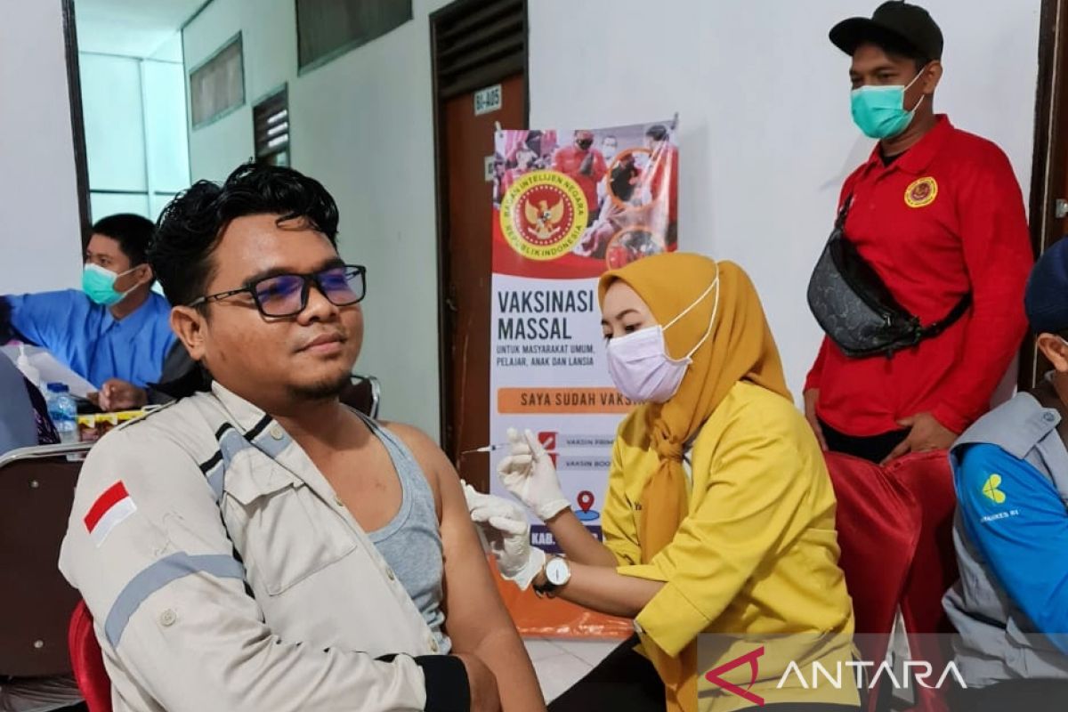 BIN Kalsel gelar vaksinasi massal di PT Tanjung Alam Jaya