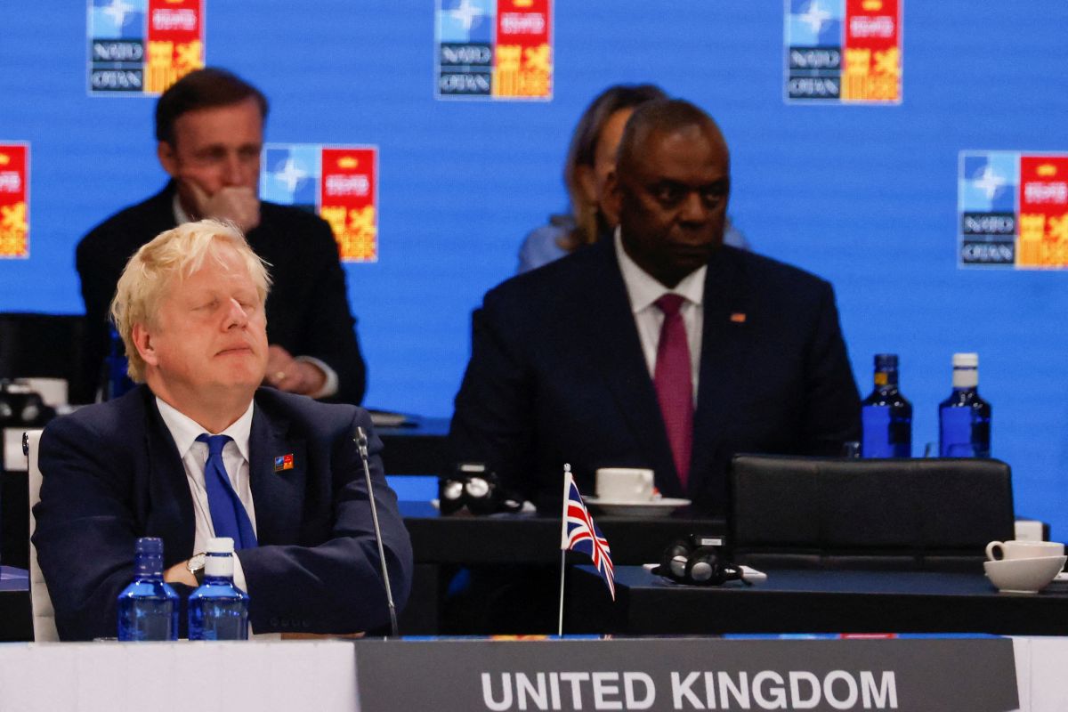 PM Inggris Boris Johnson di ujung tanduk setelah dua menteri kabinet mundur