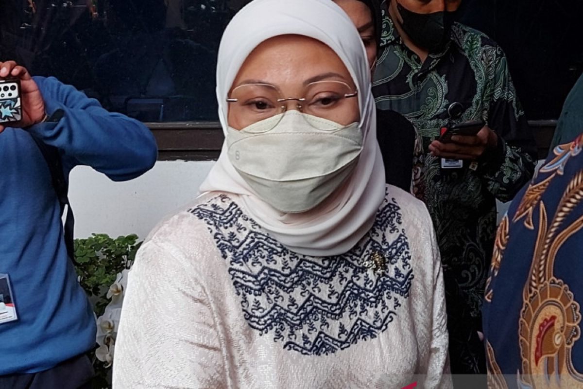 Ida Fauziah sebut Tjahjo Kumolo sosok irit bicara dan pekerja keras