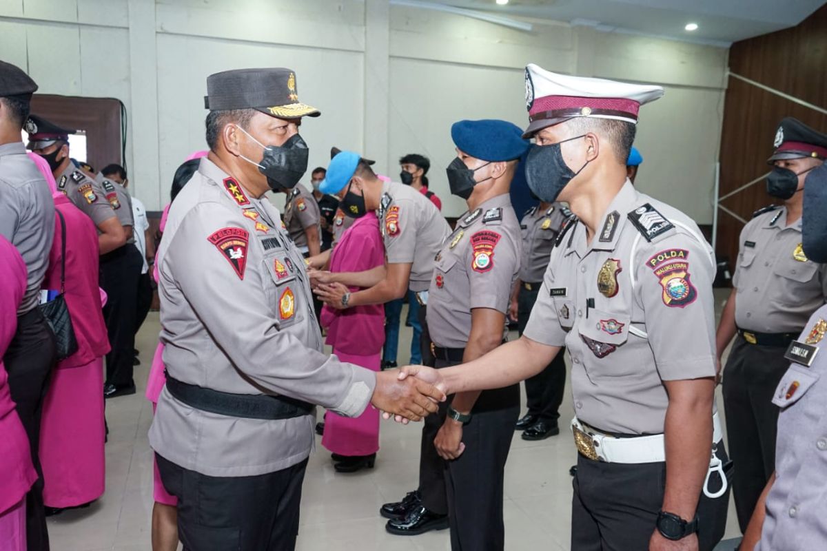 129 personel Polda Malut naik pangkat di Hari Bhayangkara