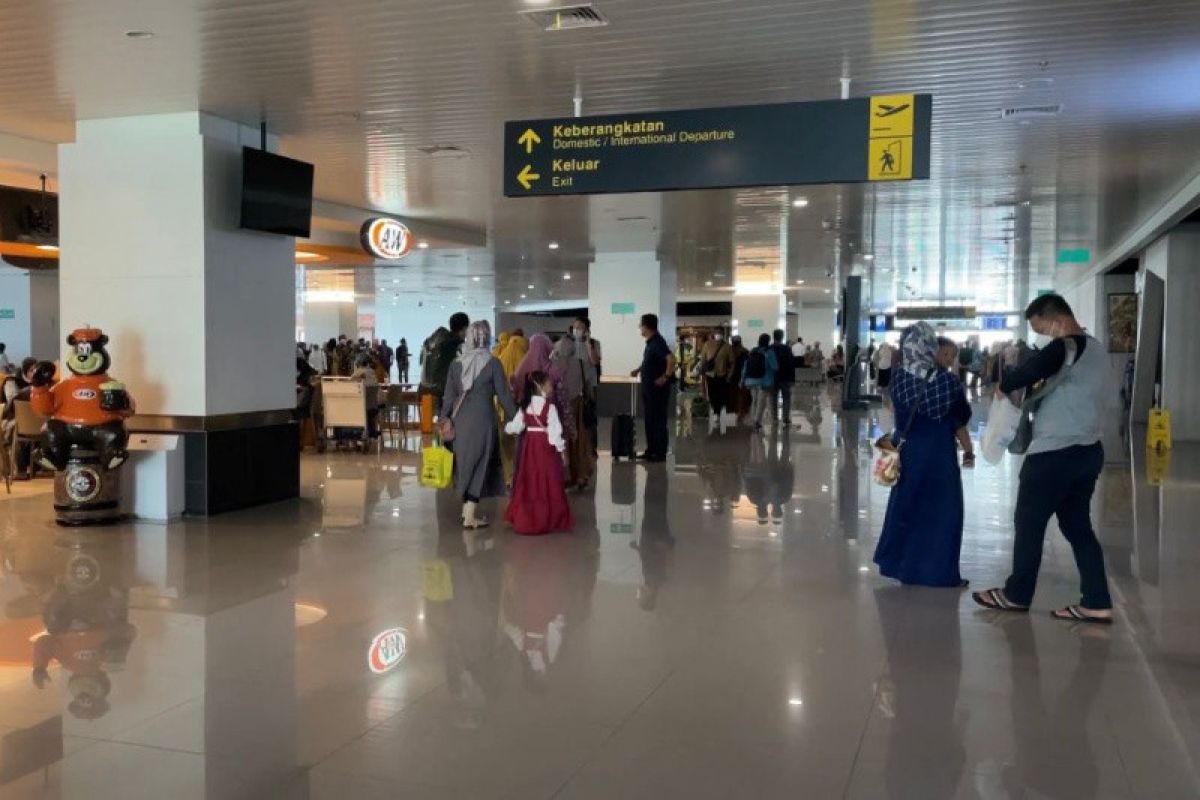 Aturan baru perjalanan, Bandara Semarang siapkan syarat vaksin penguat